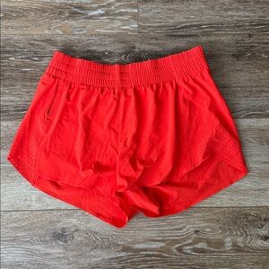 Athleta hustle short XS